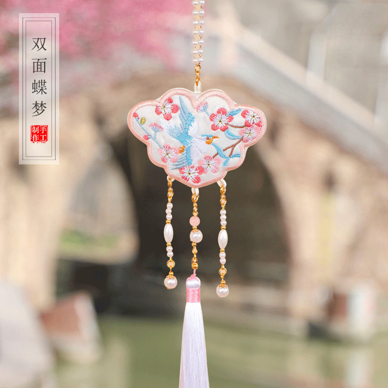 (Butterfly/Paper Kite) Chinese Herbal Medicine Double-sided Embroidered Sachet Handmade Neck Sachet