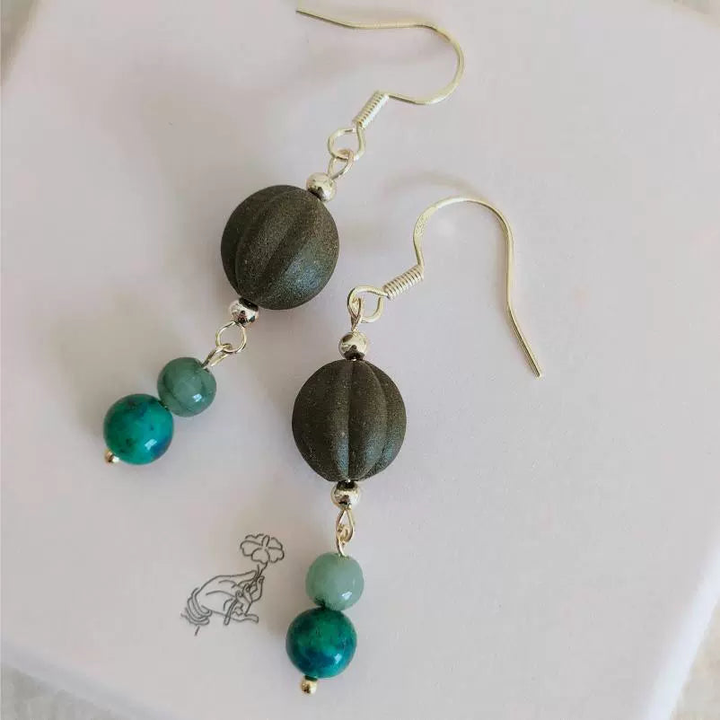 Handmade Chinese herbal medicine incense bead earrings