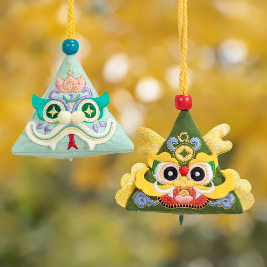 (Loong/Snake) Chinese Herbal Medicine Three-dimensional Triangle Embroidery Sachet Car Pendant