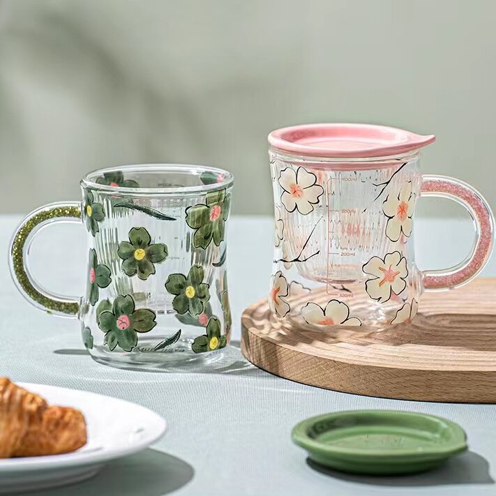 Taza de cristal estilo bosque con tapa divisoria para té y mango de diamante